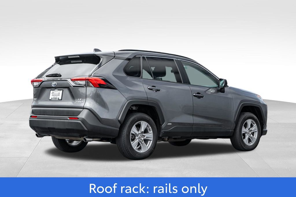 Certified 2022 Toyota RAV4 LE AWD/4WD image 7