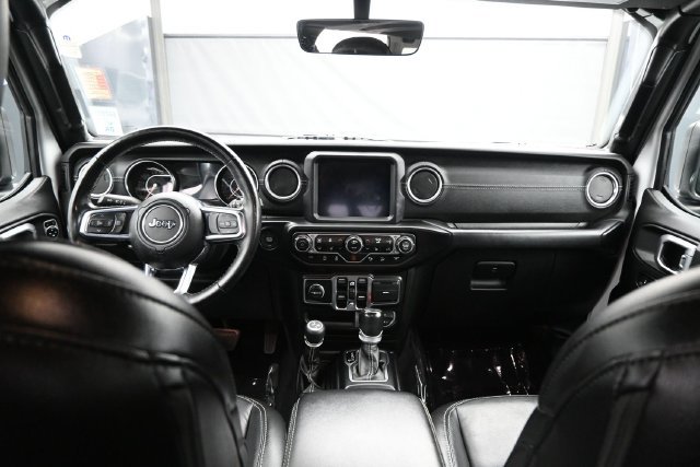 Used 2020 Jeep Wrangler Unlimited Sahara AWD/4WD image 9