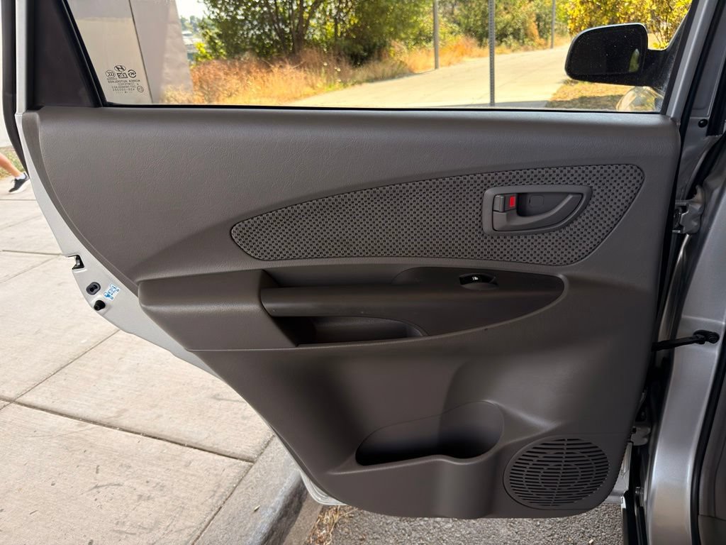 Used 2007 Hyundai Tucson SE FWD image 38