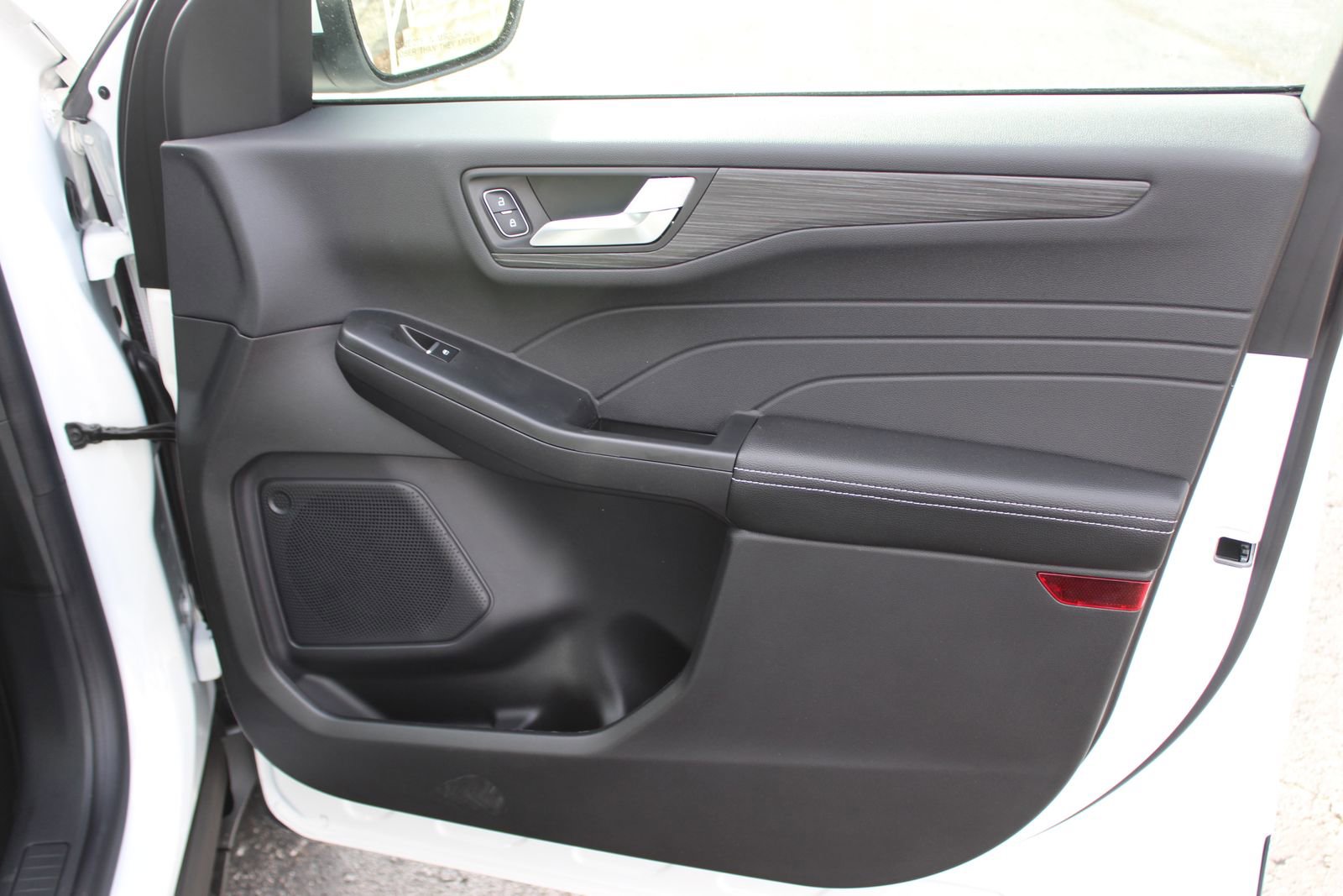 New 2026 Ford Escape Platinum image 12