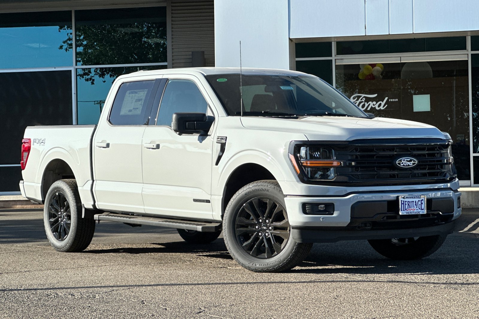 New 2026 Ford F150 XLT w/ Equipment Group 302A MID