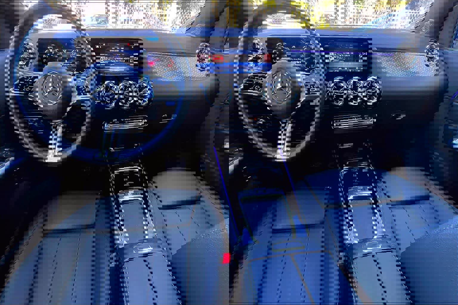 Used 2025 Mercedes-Benz GLA 250 image 15