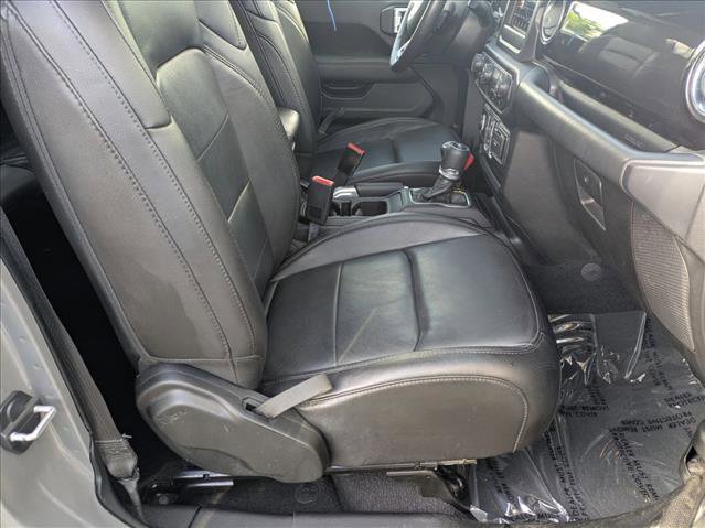Used 2019 Jeep Wrangler Unlimited Sahara AWD/4WD image 19