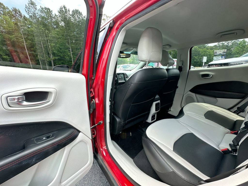 Used 2019 Jeep Compass Limited FWD image 17