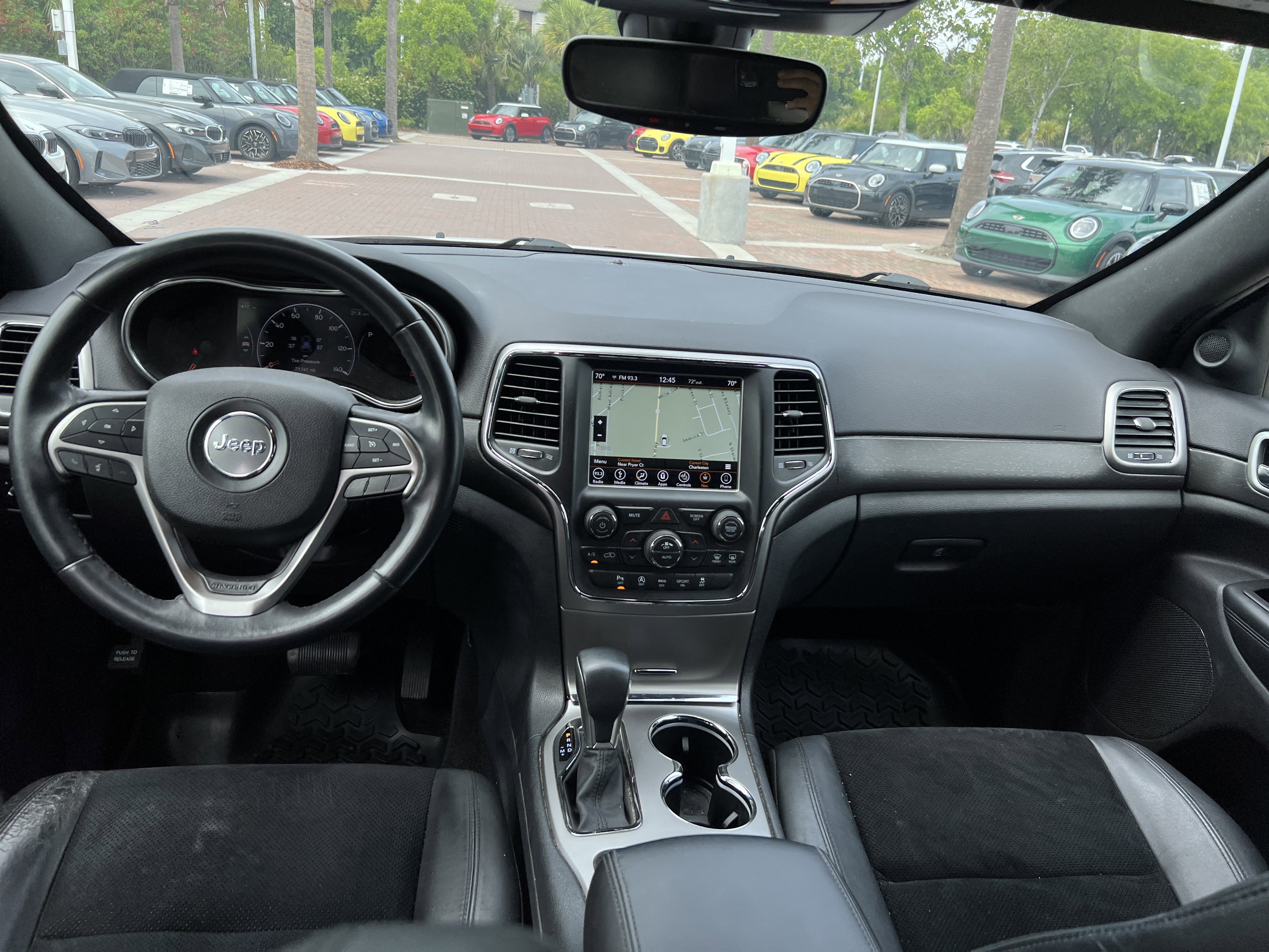 Used 2018 Jeep Grand Cherokee Altitude RWD image 28