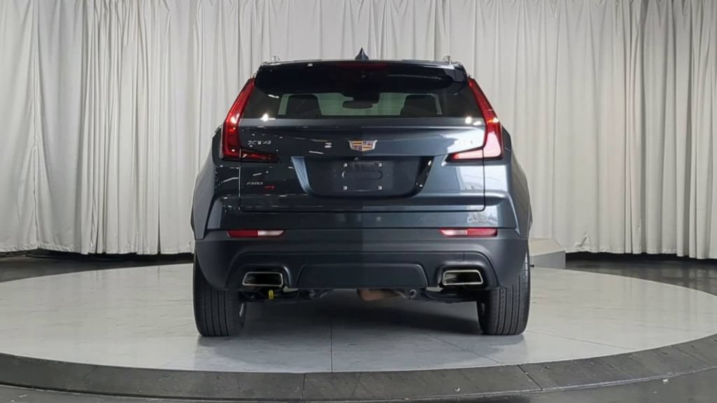 Used 2021 Cadillac XT4 Luxury w/ Cold Weather Package AWD/4WD image 9