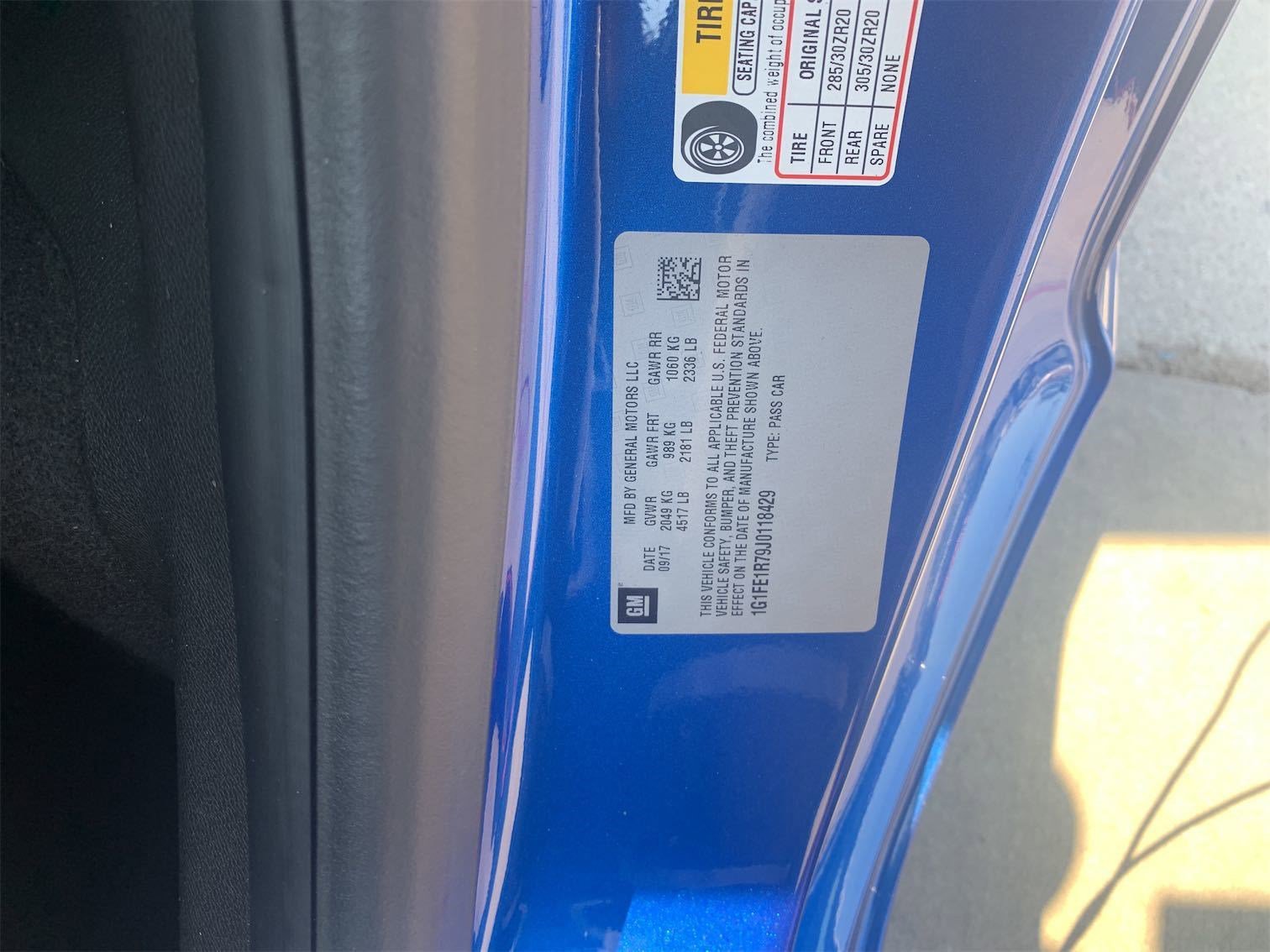 Used 2018 Chevrolet Camaro SS image 11