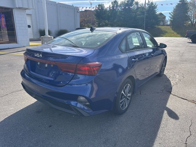 Used 2023 Kia Forte LXS image 7