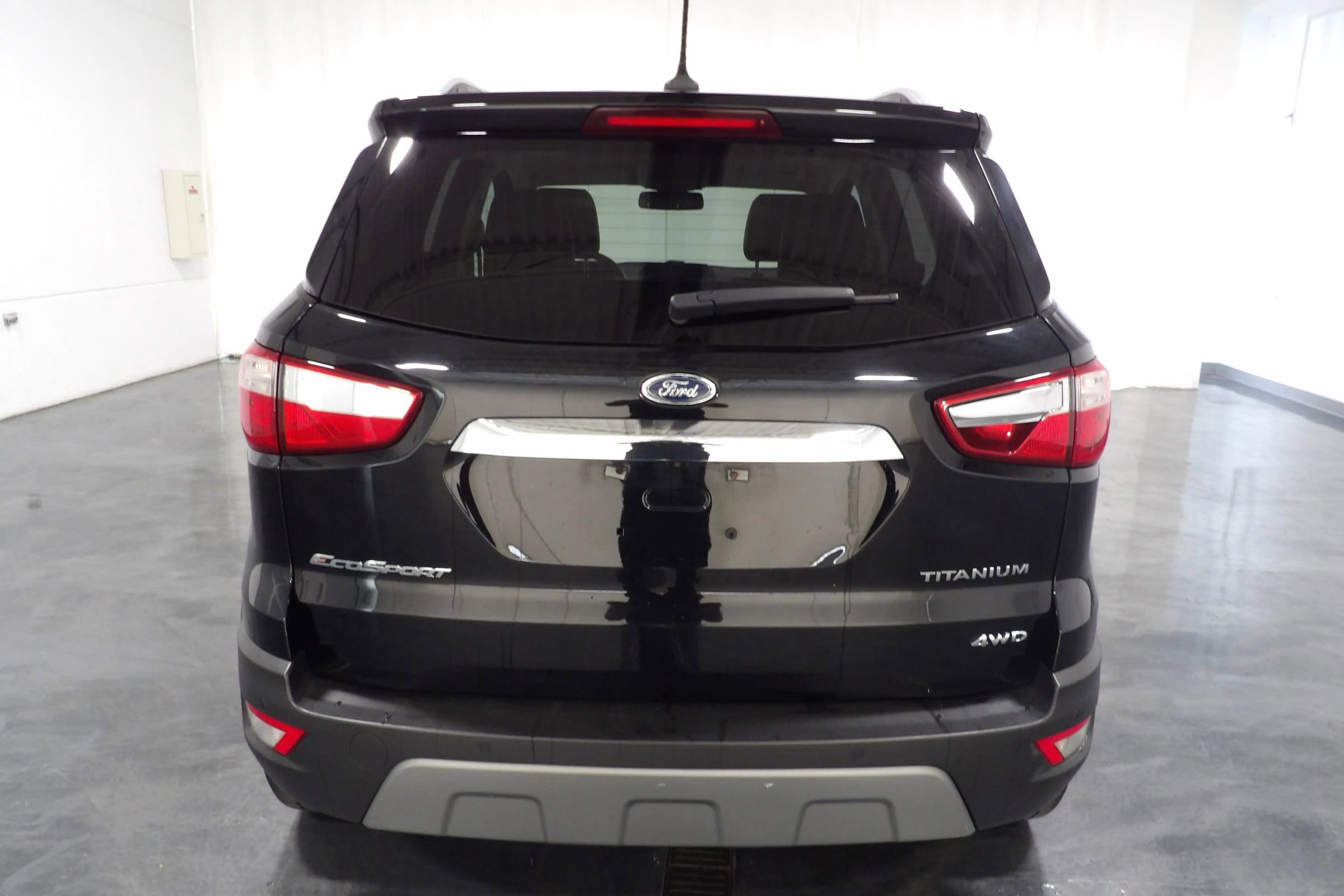 Used 2021 Ford EcoSport Titanium w/ Interior Protection Package image 5