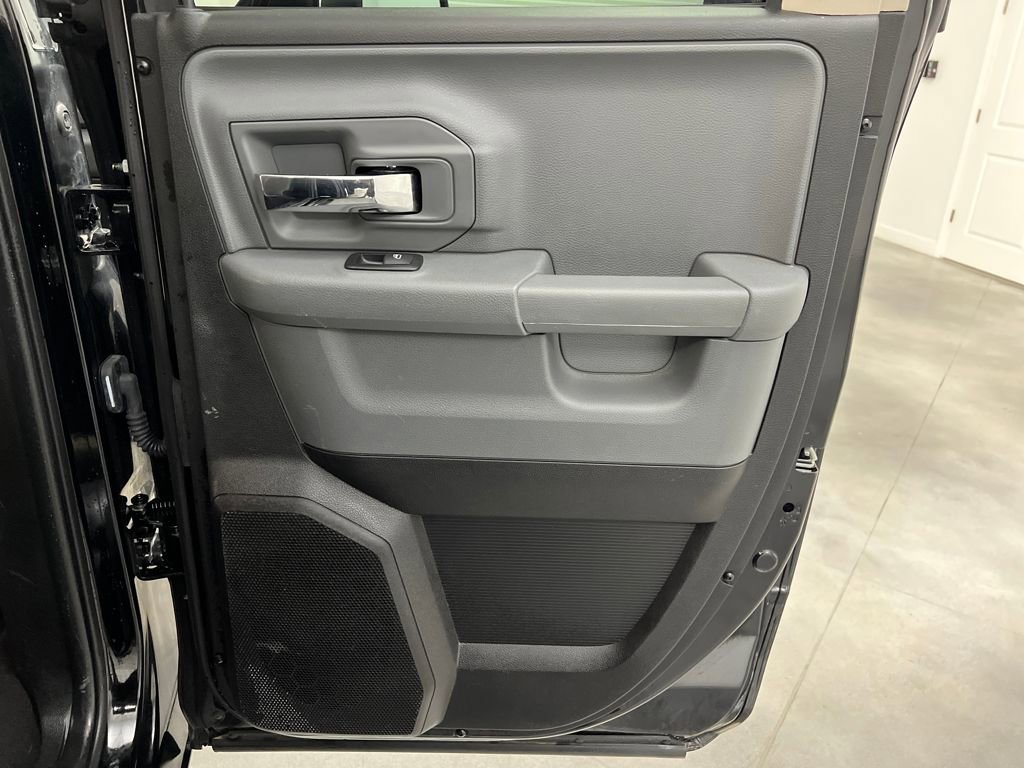 Used 2024 RAM 1500 Classic SLT image 18