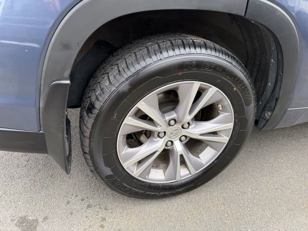 Used 2014 Toyota Highlander Plus image 13