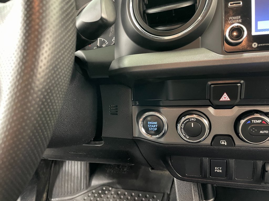 Used 2023 Toyota Tacoma TRD Off-Road image 26