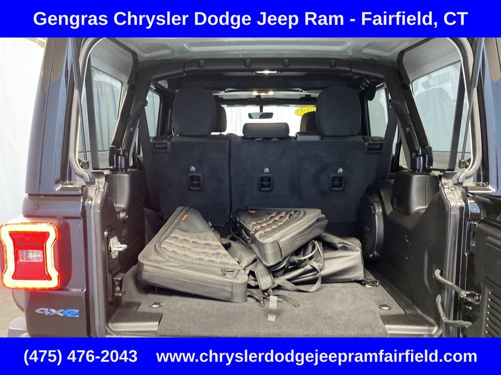 Certified 2022 Jeep Wrangler Unlimited Rubicon 4xe w/ Cold Weather Group AWD/4WD image 33