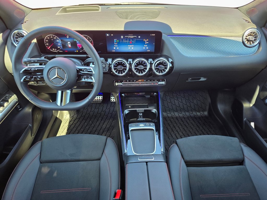 Used 2026 Mercedes-Benz GLA 250 4MATIC image 17
