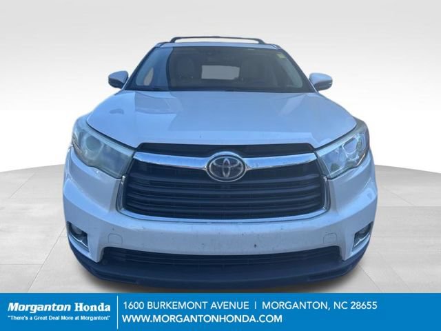 Used 2015 Toyota Highlander Limited Platinum AWD/4WD image 2