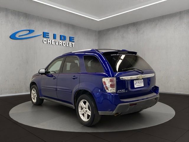 Used 2005 Chevrolet Equinox LT w/ Preferred Equipment Group AWD/4WD image 6