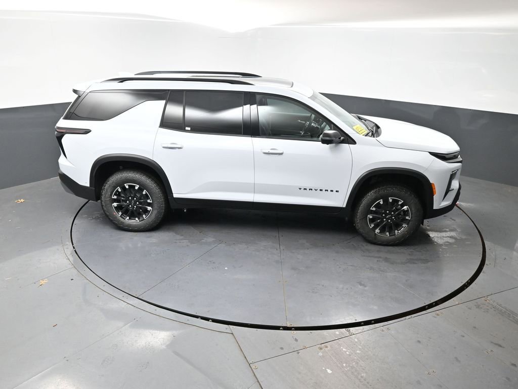 New 2026 Chevrolet Traverse Z71 w/ Enhanced Driving Package AWD/4WD image 34