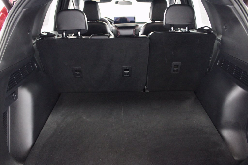 Certified 2024 Ford Escape ST-Line w/ Tech Pack #1 AWD/4WD image 15