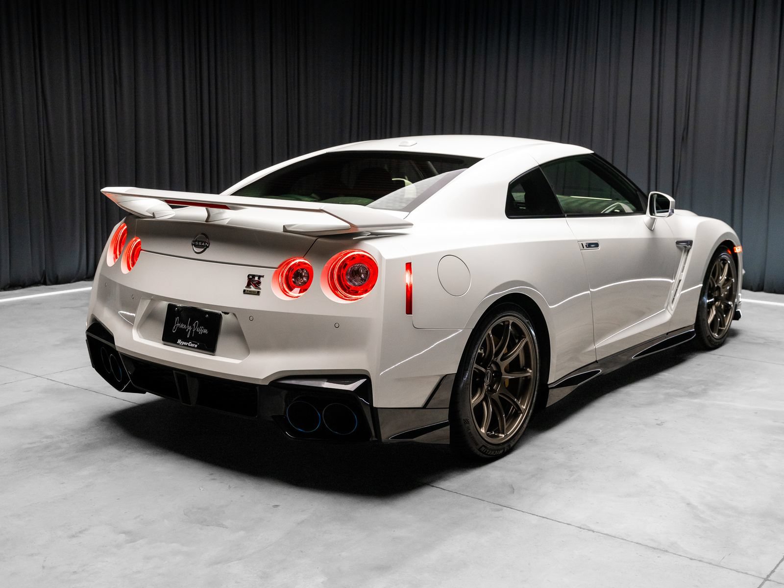Used 2024 Nissan GT-R w/ Floor Mat Package AWD/4WD image 42
