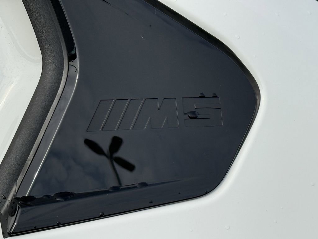 New 2026 BMW M5 w/ Executive Package image 38