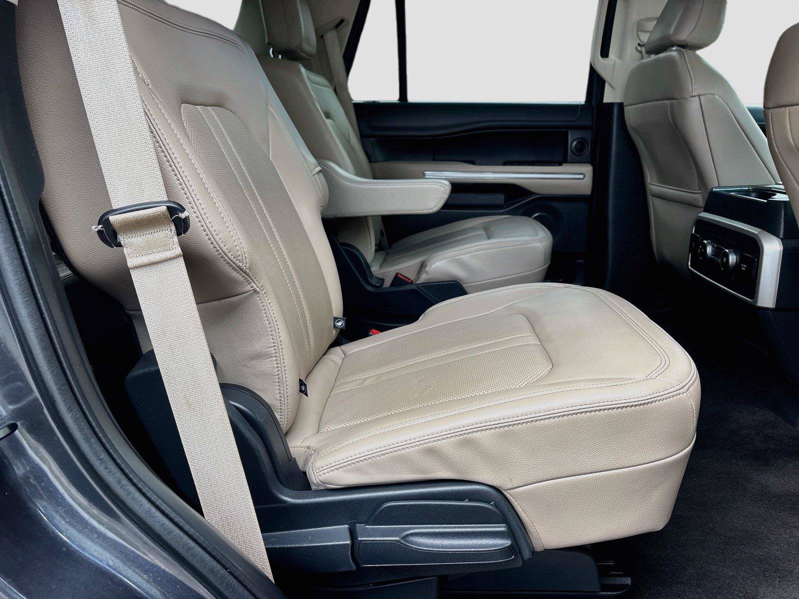 Used 2023 Ford Expedition Limited RWD image 24