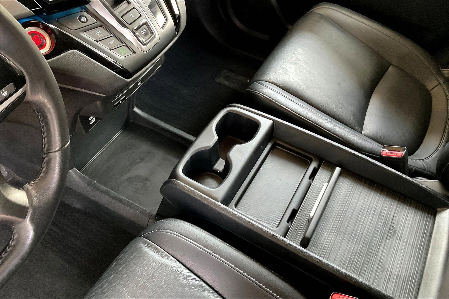 Used 2023 Honda Odyssey Touring image 18