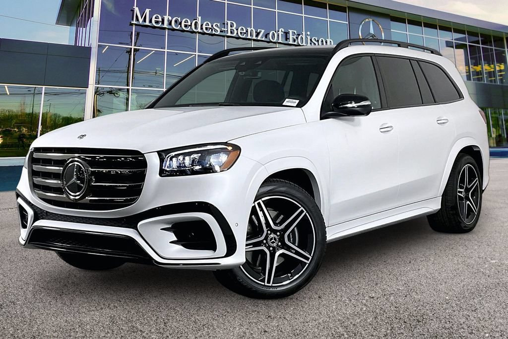 New 2026 Mercedes-Benz GLS 450 4MATIC image 2