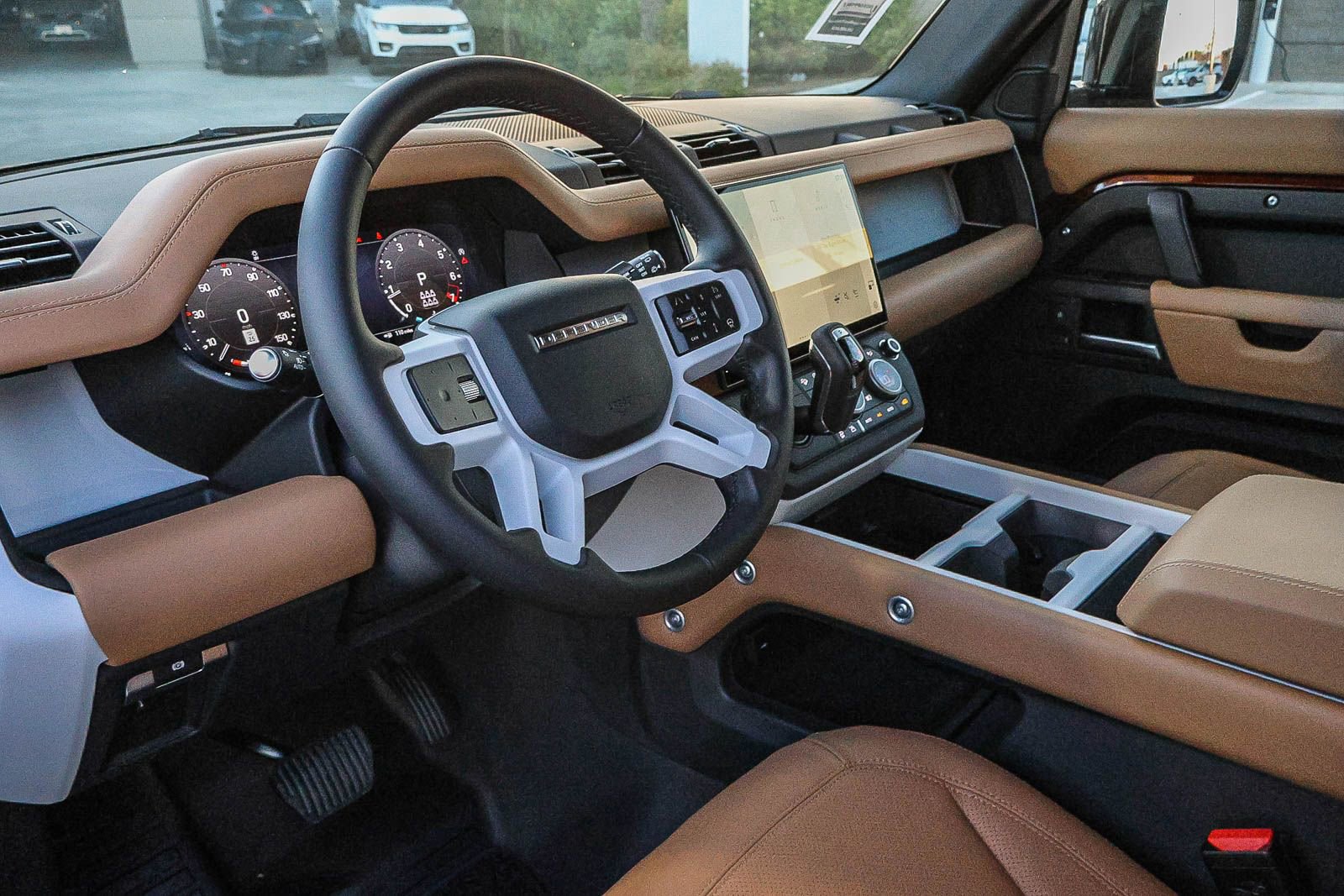 New 2026 Land Rover Defender 130 X-Dynamic SE image 27