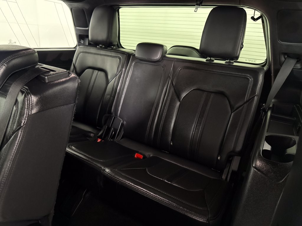 Used 2020 Ford Expedition Limited RWD image 14