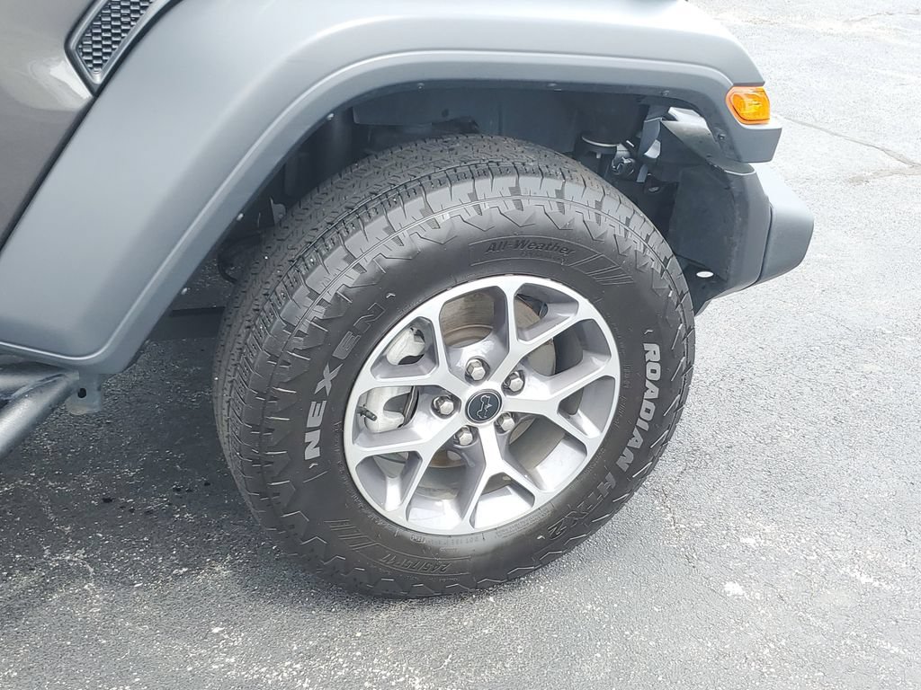 Certified 2024 Jeep Wrangler Sport AWD/4WD image 6