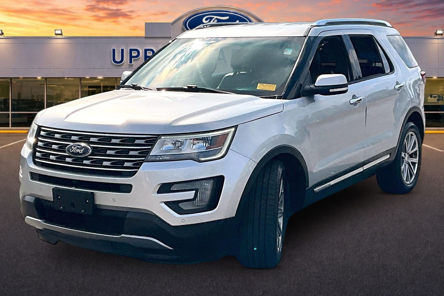 Used 2017 Ford Explorer Limited FWD image 10