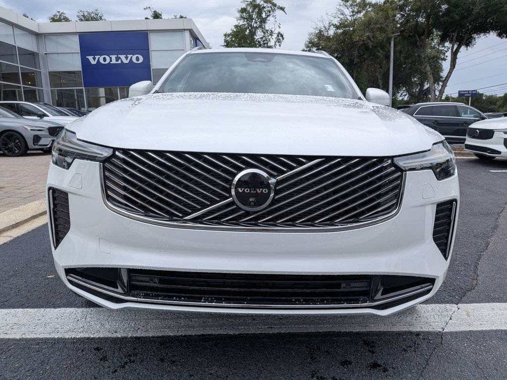 Certified 2026 Volvo XC90 B5 Plus w/ Protection Package Premier AWD/4WD image 9