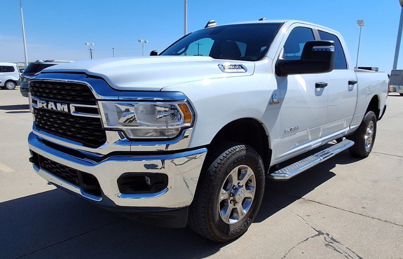 Used 2024 RAM 2500 Big Horn w/ Off Road Package AWD/4WD image 5