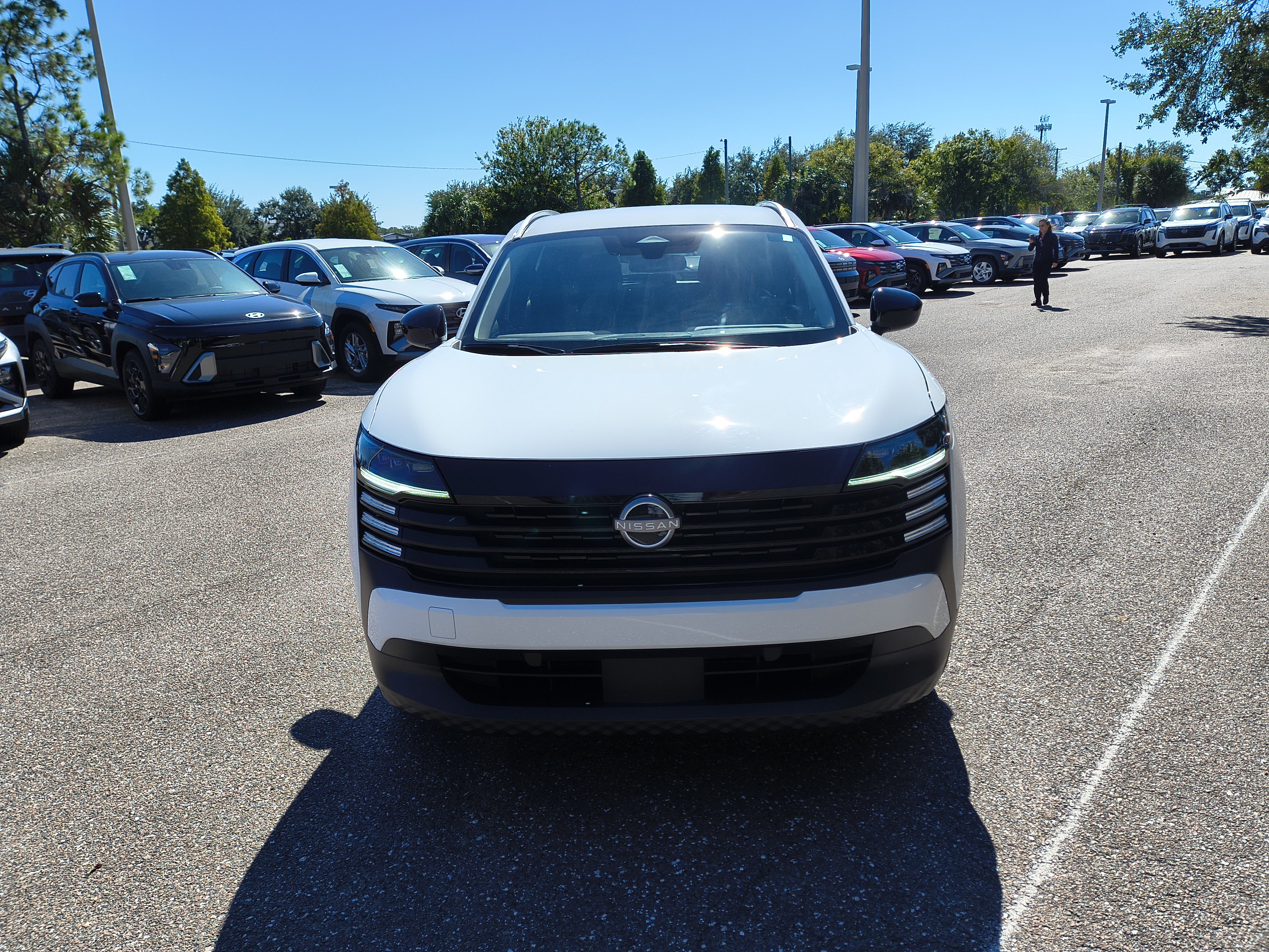 Certified 2026 Nissan Kicks SV FWD image 2