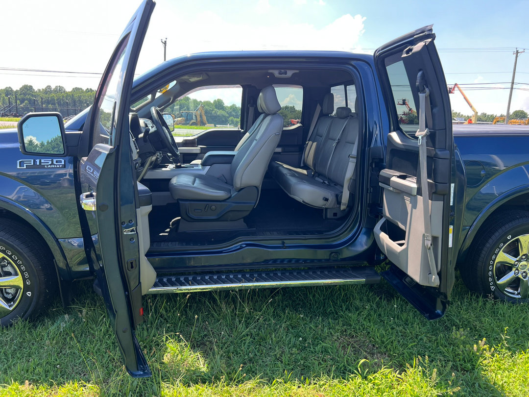 Used 2020 Ford F150 Lariat image 24