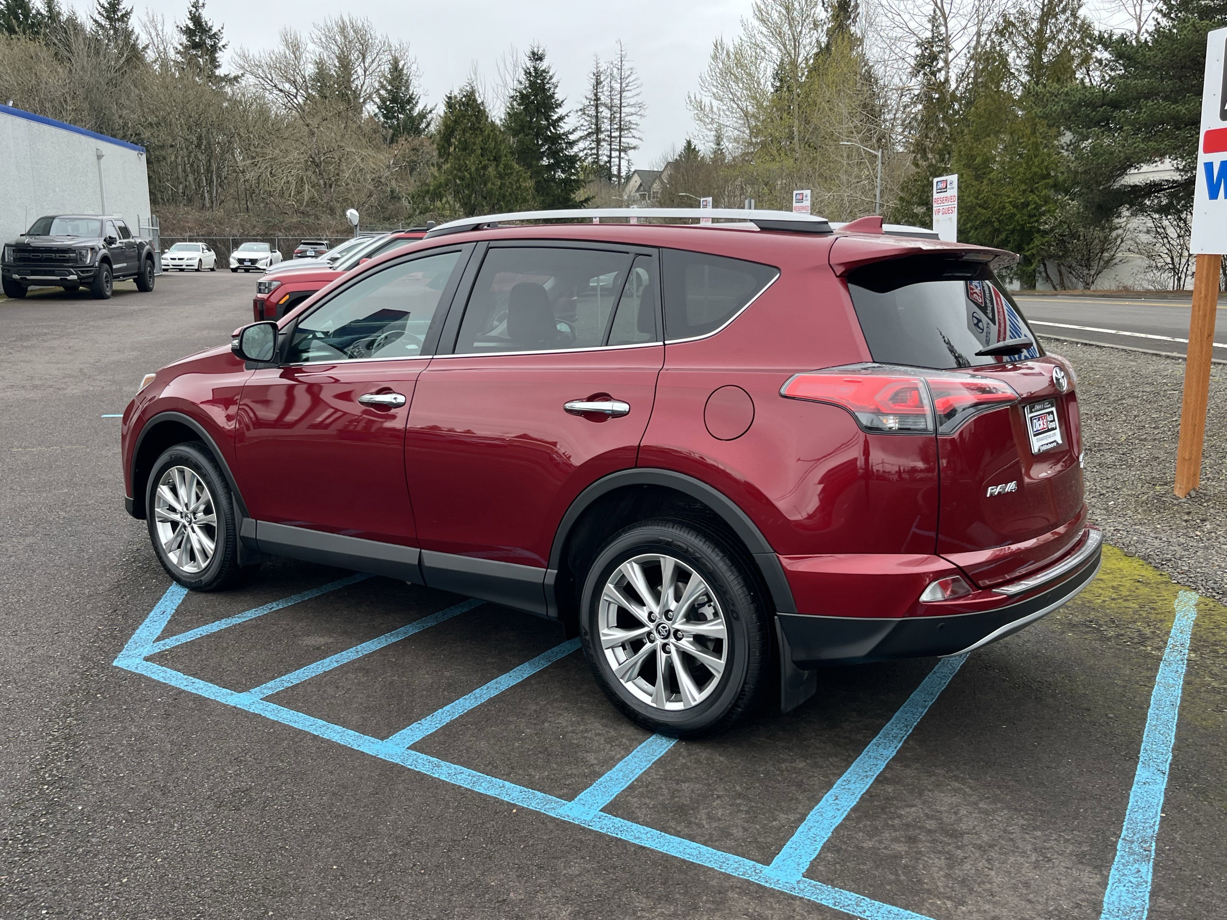 Used 2018 Toyota RAV4 Limited w/ Advanced Technology Package image 3