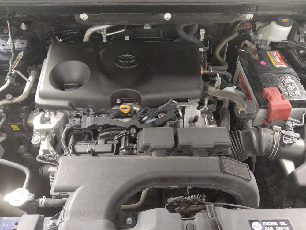 Used 2020 Toyota RAV4 XLE AWD/4WD image 30