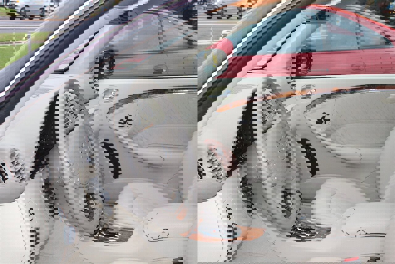 Used 2004 Mercedes-Benz CLK 320 Coupe image 14