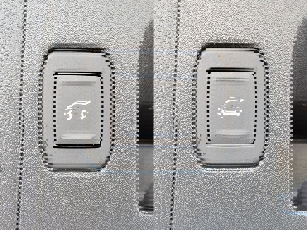 New 2026 Cadillac XT5 Premium Luxury w/ Driver Assist Package image 16