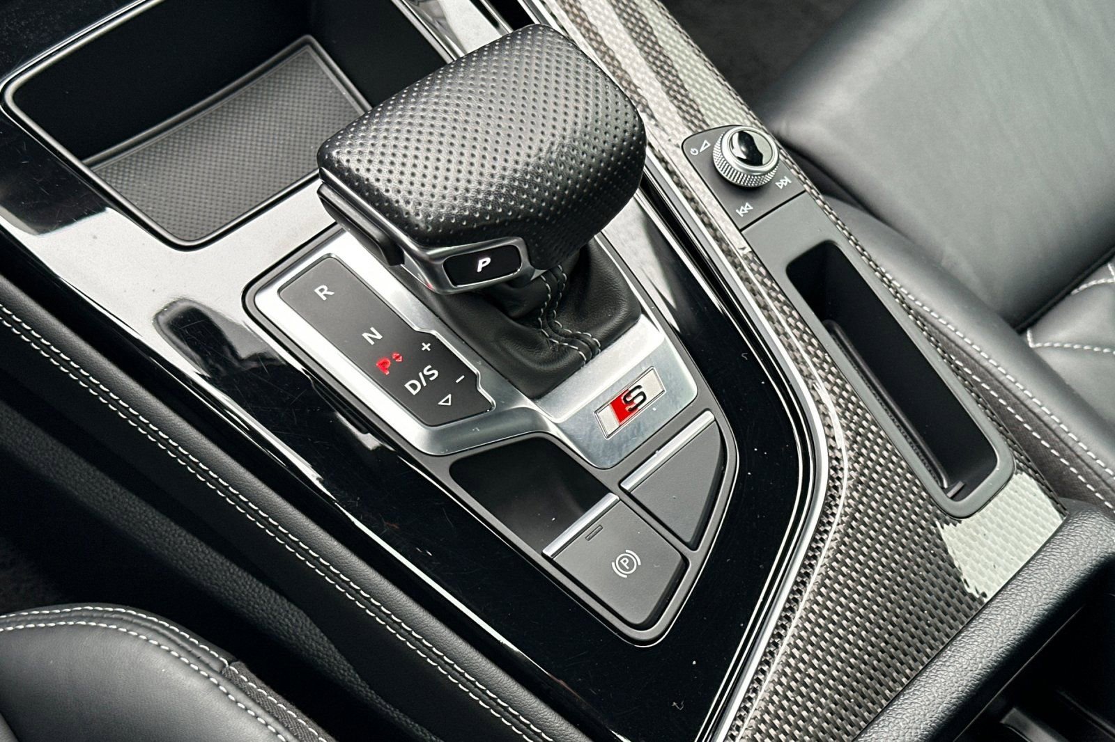 Used 2022 Audi S4 Prestige image 21