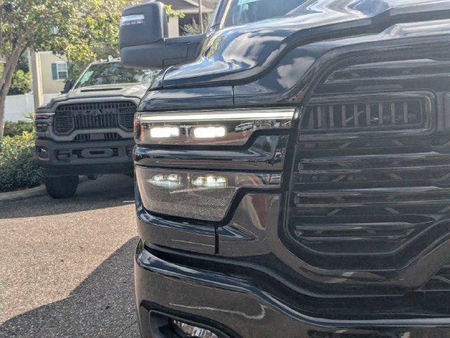 New 2026 RAM 2500 Laramie AWD/4WD image 10