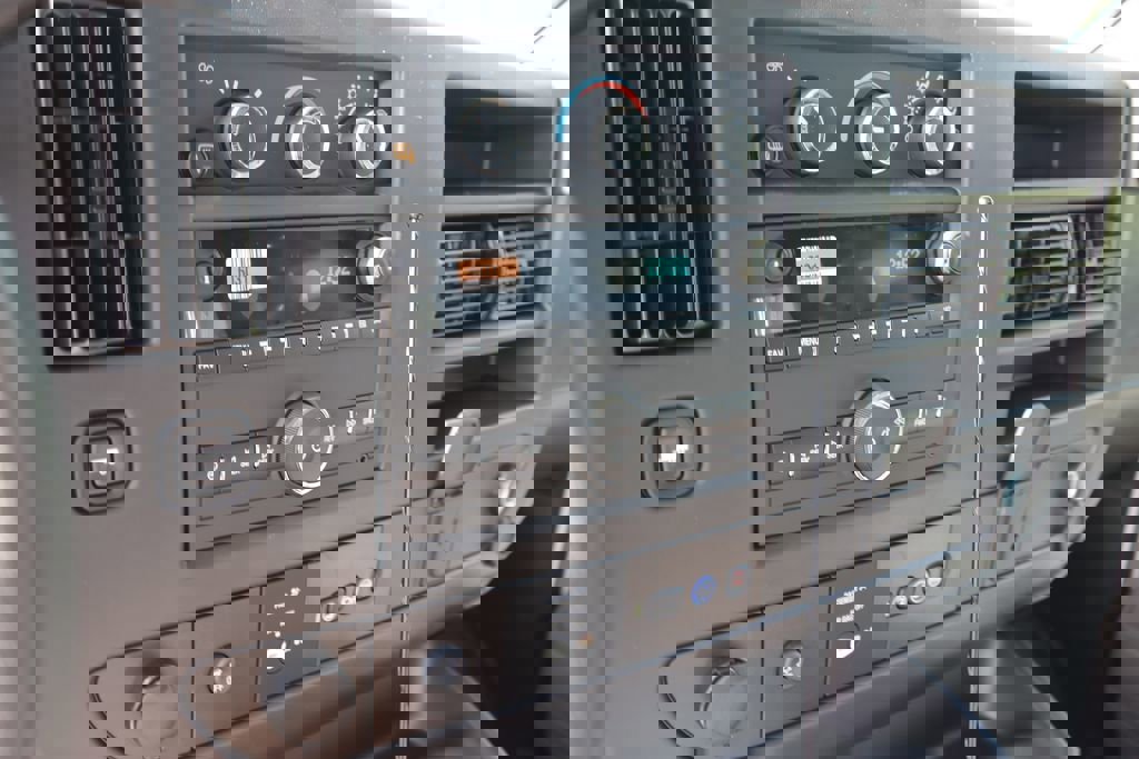 New 2025 GMC Savana 2500 w/ Driver Convenience Package image 10