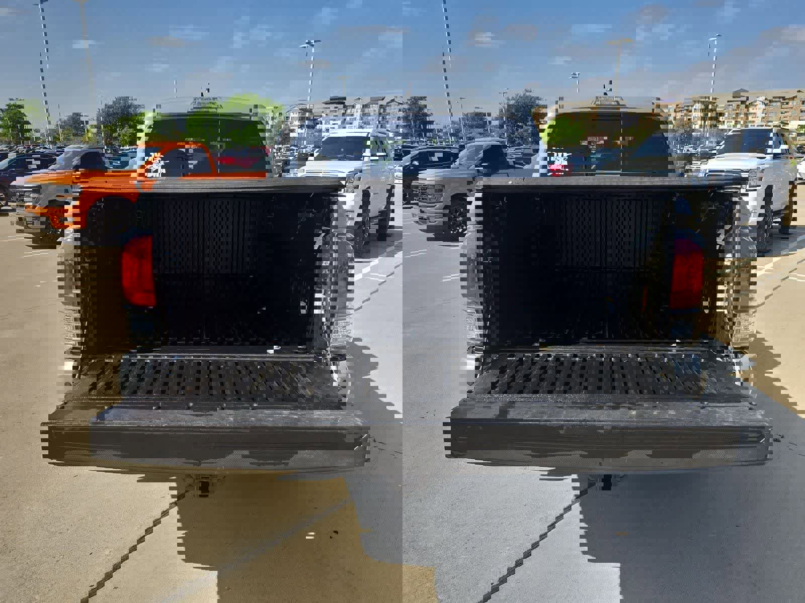 Used 2020 Toyota Tacoma TRD Sport w/ Technology Package RWD image 31