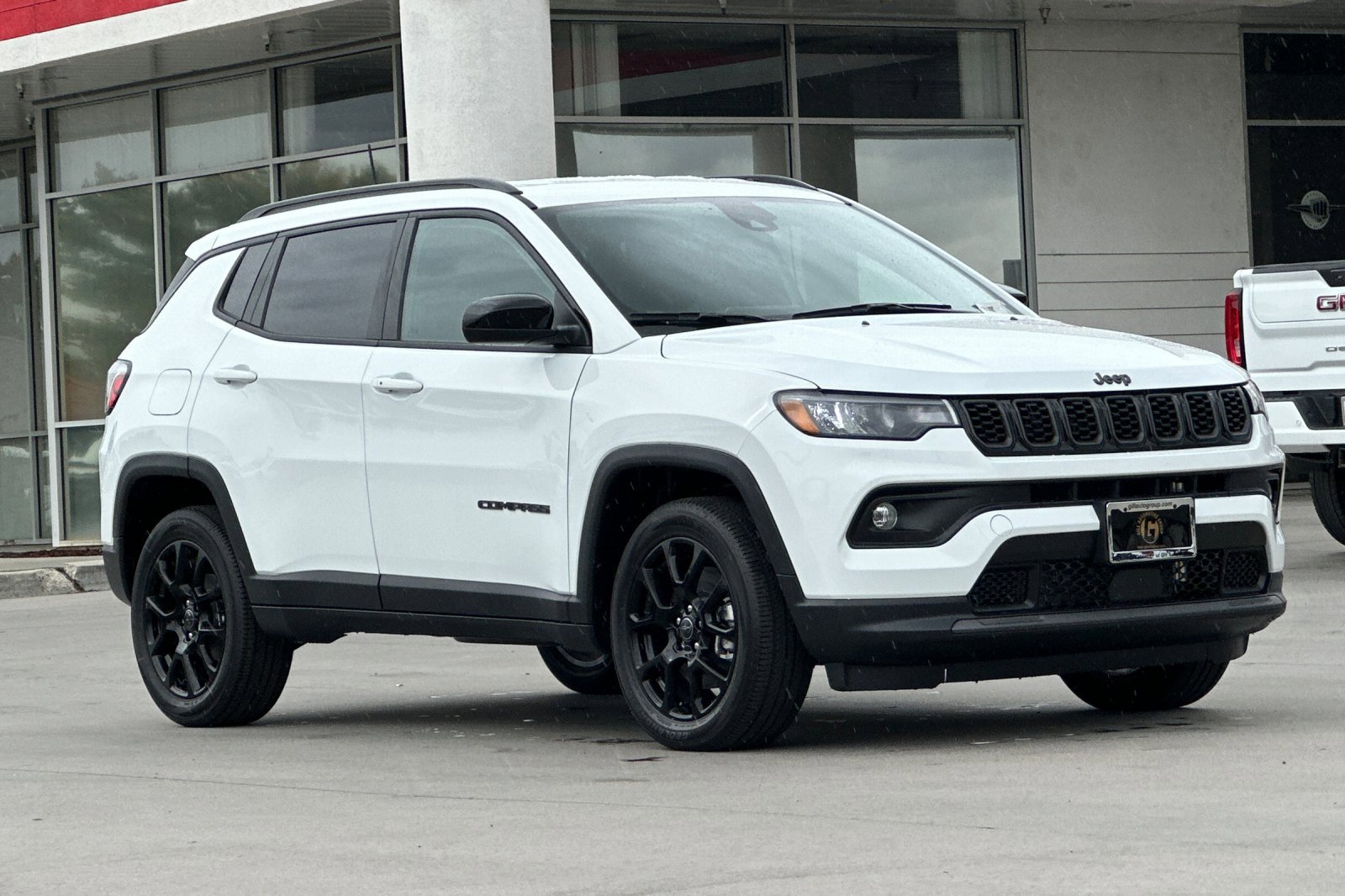 New 2026 Jeep Compass Latitude image 9