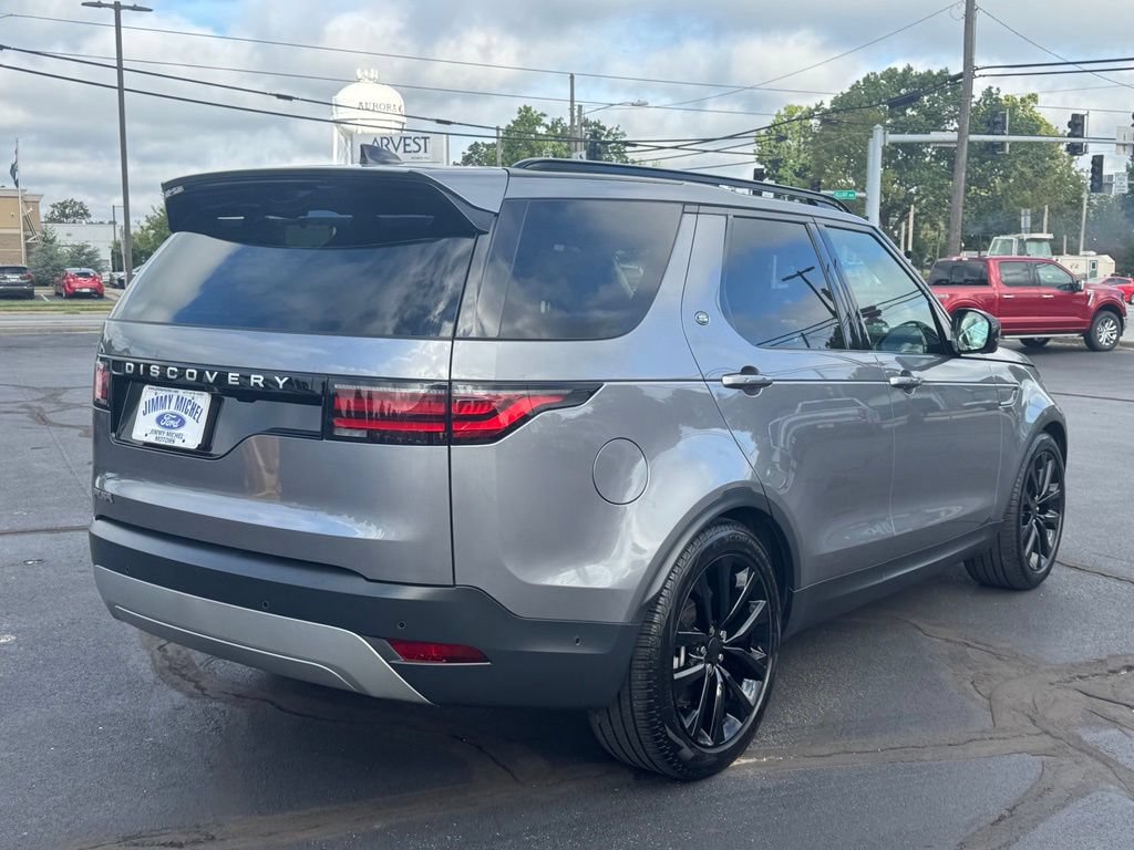 Used 2024 Land Rover Discovery S AWD/4WD image 23