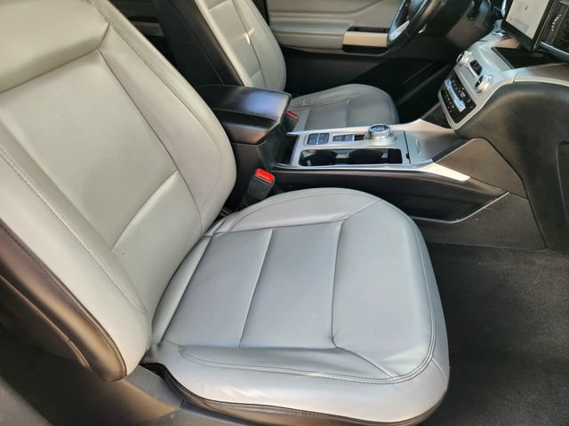Used 2021 Ford Explorer XLT w/ Equipment Group 202A RWD image 15