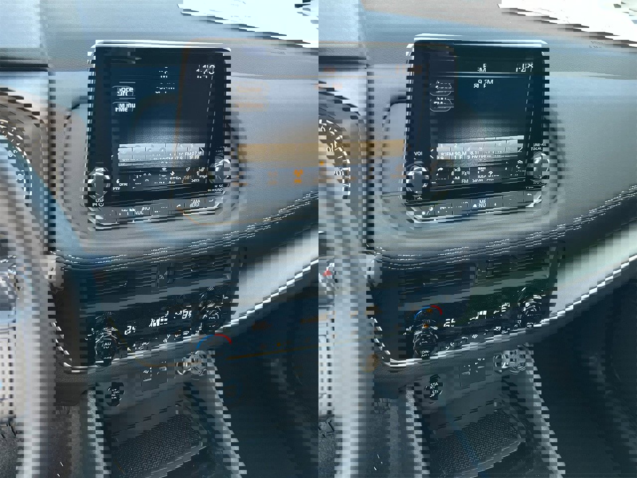 New 2026 Nissan Rogue SV image 10