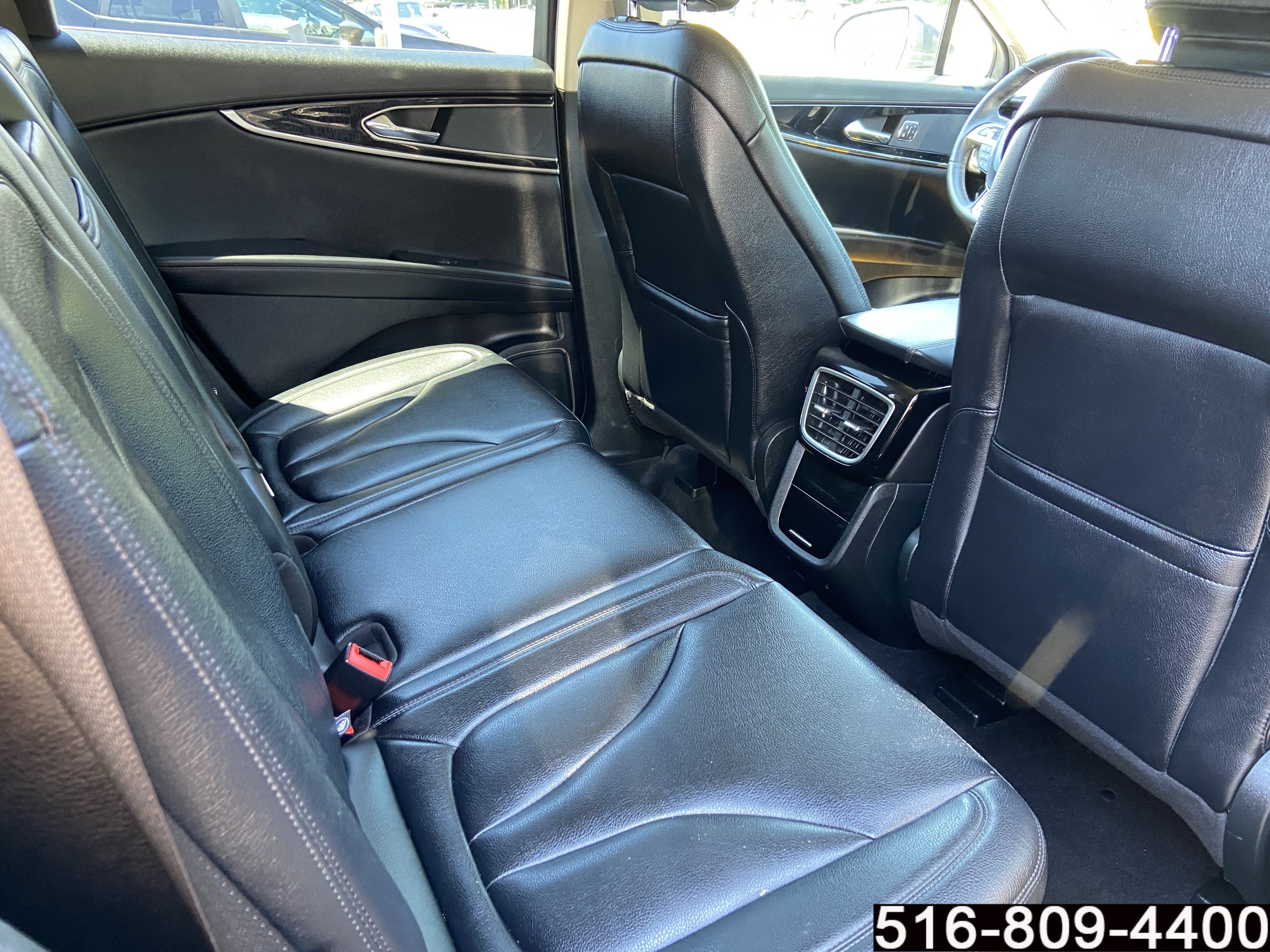 Used 2022 Lincoln Nautilus AWD w/ Premium Package image 27
