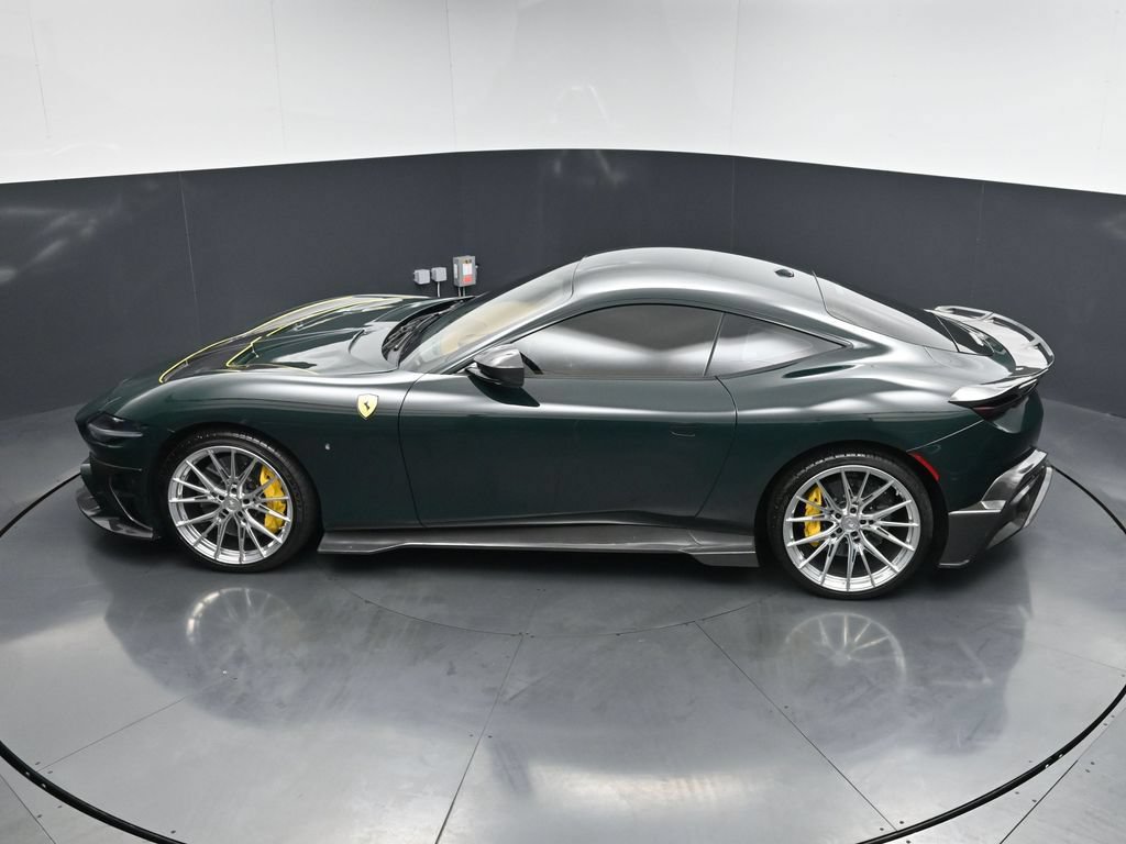Used 2021 Ferrari Roma RWD image 21