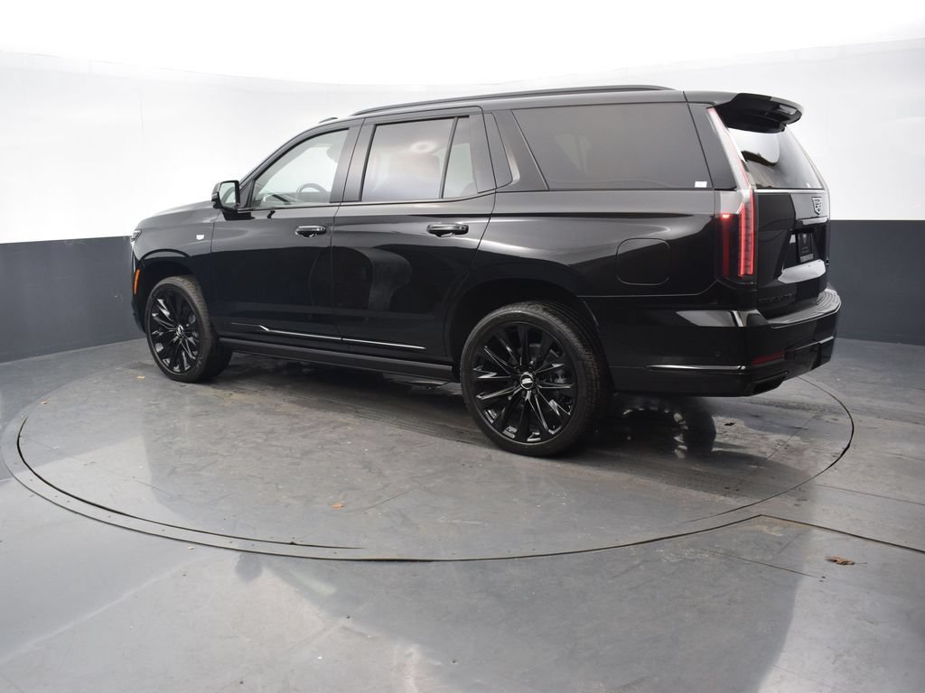 Certified 2026 Cadillac Escalade Platinum Sport w/ LPO, ONYX Package AWD/4WD image 4